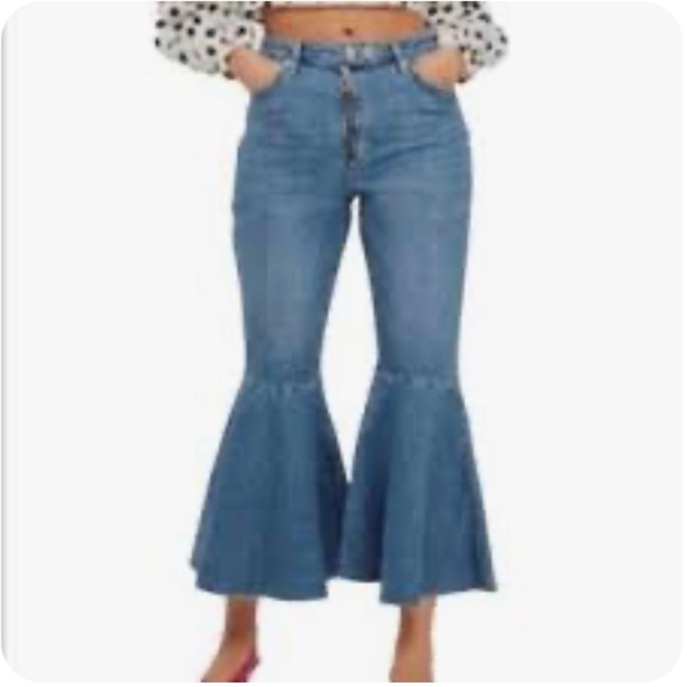 COPY - NWT Topshop Moto Dree high waisted cropped flare jeans. Size 30